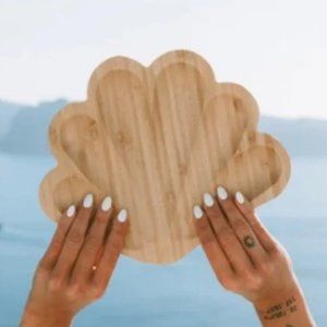 Beachly Bombshell Catchall Tray NWT Beachly